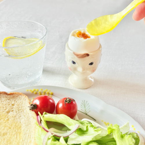 朝を彩る小さな笑顔