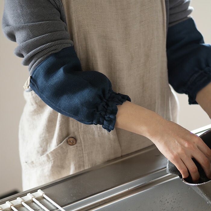 バンイノウエ　かやキッチンアームカバー　鉄紺　/　BAN INOUE