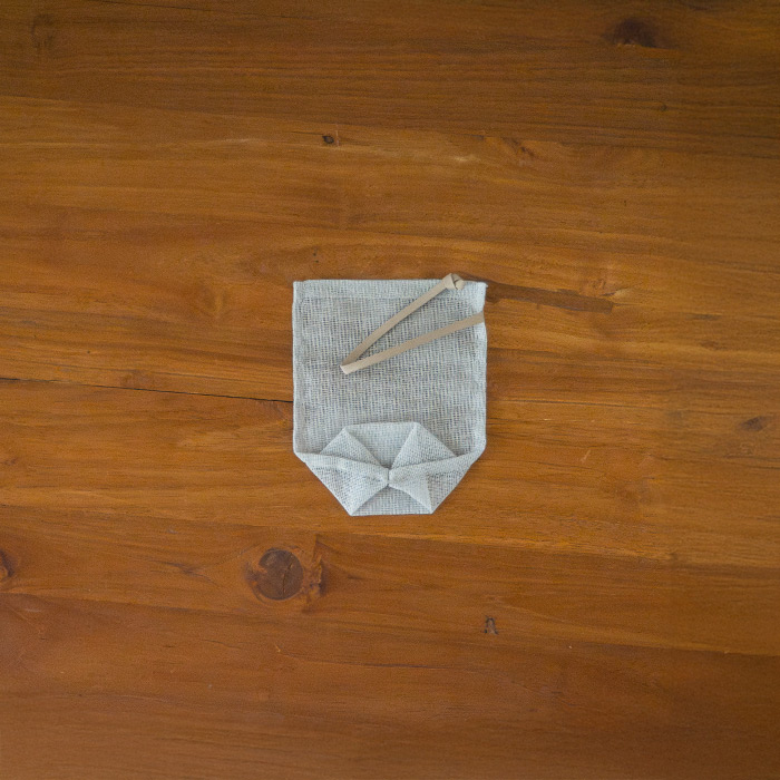 バンイノウエ　シンプルかや野菜袋　S　銀ねず　/　BAN INOUE