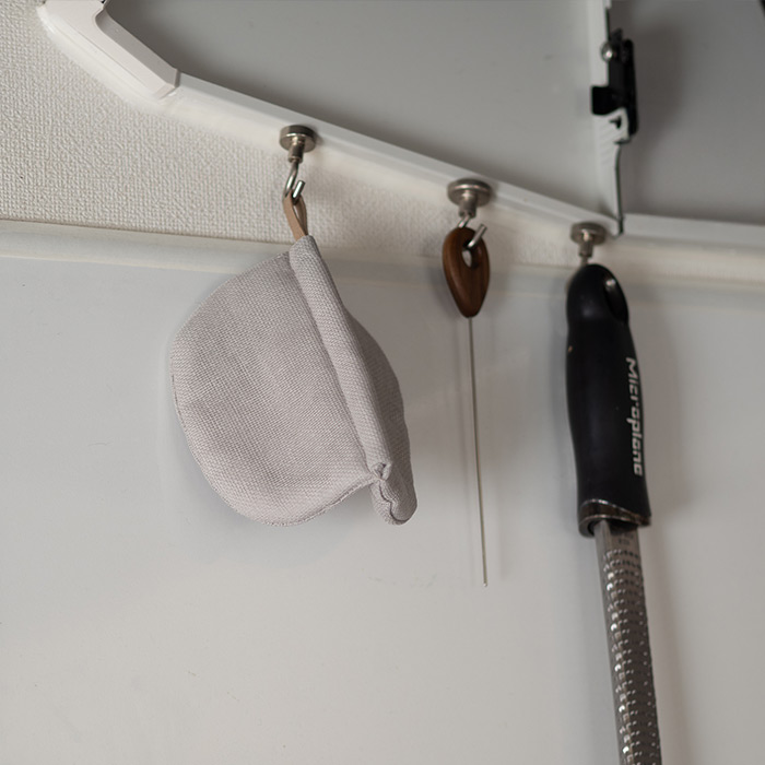 バンイノウエ　シンプルかや鍋つかみ　銀ねず　/　BAN INOUE