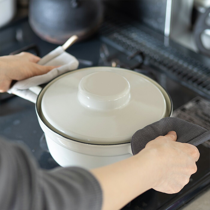 バンイノウエ　シンプルかや鍋つかみ　つるばみ　/　BAN INOUE