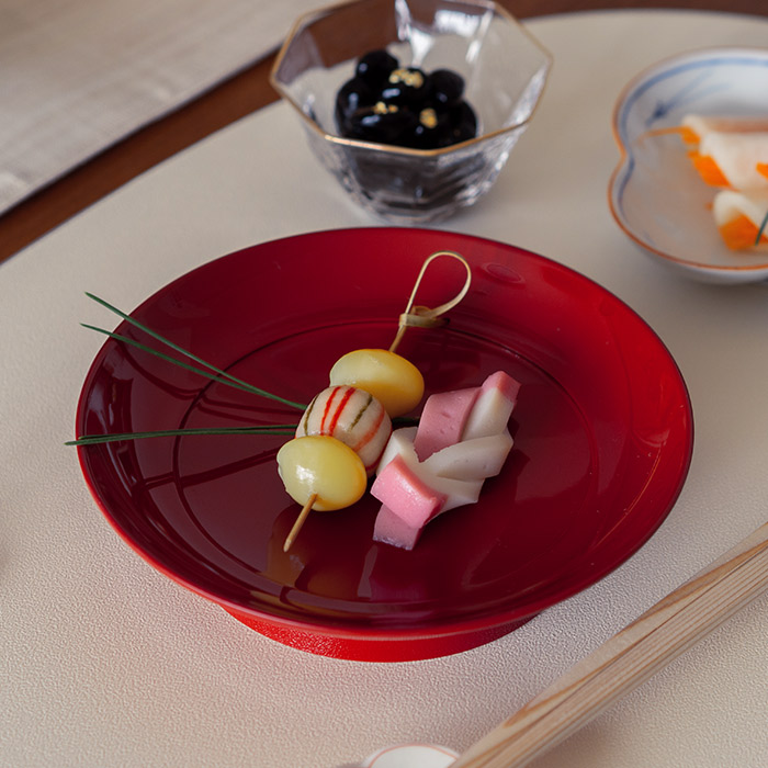 椿皿　4.5寸　赤【クーポンプレゼント11/30まで】