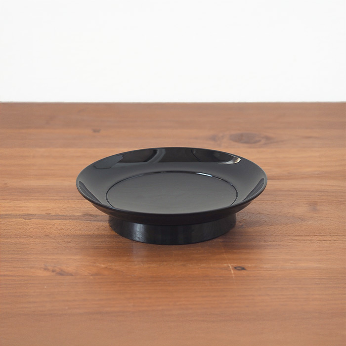 椿皿　4.5寸　黒【クーポンプレゼント11/30まで】