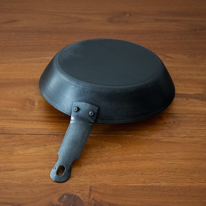 【訳あり】中尾アルミ製作所　鉄短取手フライパン 18cm【26SPR】【sp】