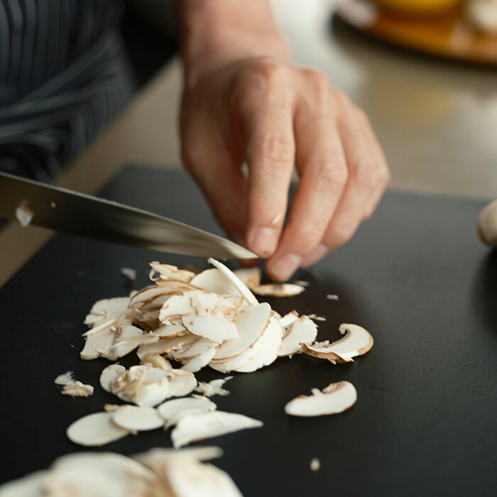 【会員限定10%クーポンあり】ラバラバ　プレミアム　カッティングボード　L　/　RUBBER Raba