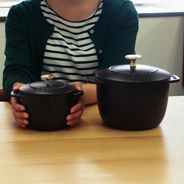 ストウブ　ラ　ココット　デ　ゴハン　S　12cm　ブラック　/　staub